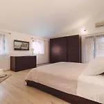 Villa Ines